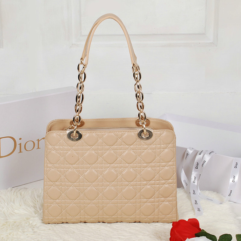 dior soft tote lambskin 52232 apricot